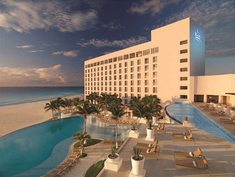Le Blanc Spa Resort