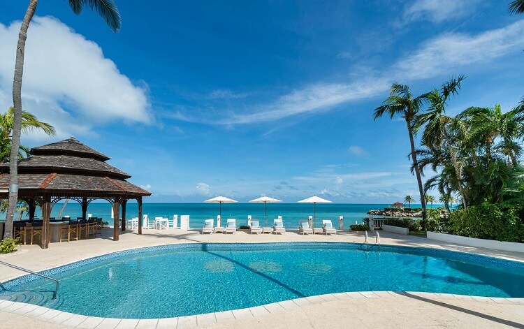 Best all inclusive vacations for solo travelers | Blue Waters Resort & Spa