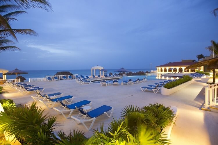 Best all inclusive vacations for solo travelers | Golden Parnassus Resort & Spa
