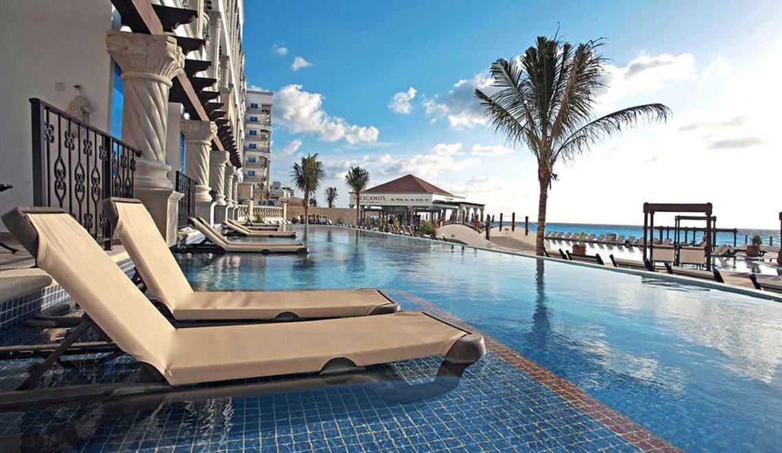 Hyatt Zilar Cancun Infinity Pool