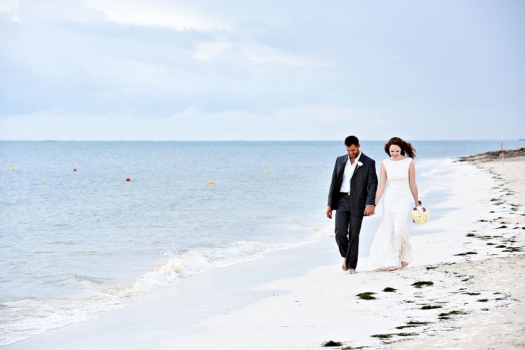 Destination Wedding Vow Renewal | Royalton Luxury Resorts
