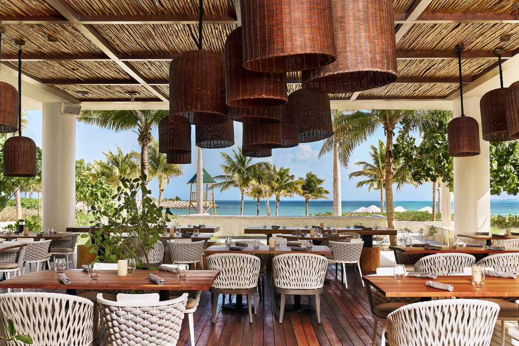 SLS Playa Mujeres Bungalow Restaurant
