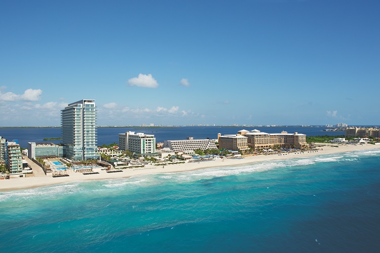 Best places to stay in Cancun | Secrets The Vine Cancun